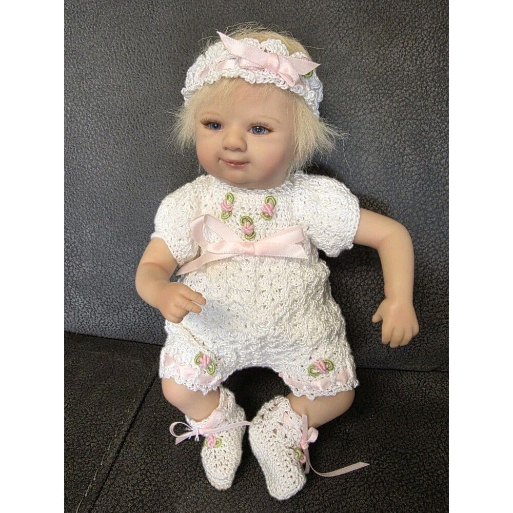 Sister Sophie Baby Doll Danbury Mint Crocheted Outfit Kim Van De Wetering